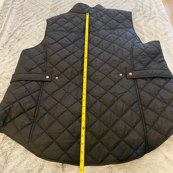 Black Quilted Vest by Crown & Ivy. EUC - Picture 5 of 9